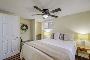 Pet-friendly Cottage ~ 8 Mi to Downtown Knoxville!