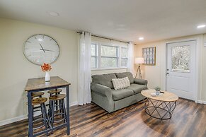 Pet-friendly Cottage ~ 8 Mi to Downtown Knoxville!