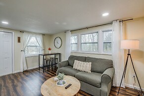 Pet-friendly Cottage ~ 8 Mi to Downtown Knoxville!