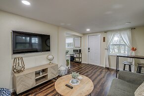 Pet-friendly Cottage ~ 8 Mi to Downtown Knoxville!