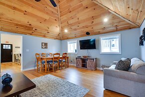 Cozy Ohio Home w/ Patio + Buckeye Lake Access!