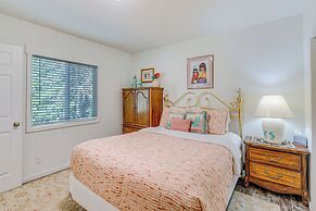 Community Pool & On-site Farm: Placerville Cottage