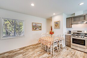 Community Pool & On-site Farm: Placerville Cottage