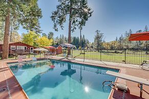 Community Pool & On-site Farm: Placerville Cottage