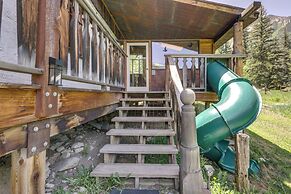 Mountain Chalet Getaway: Steps to Crystal River!