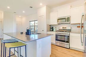 Quiet Home w/ Fenced Yard 12 Mi to Downtown Austin