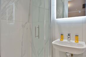 Cleveland Residences Kensington