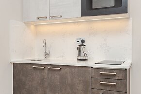 Cleveland Residences Kensington