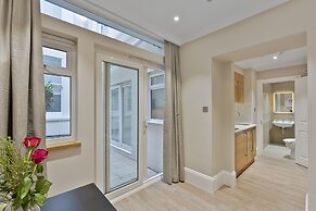 Cleveland Residences Kensington