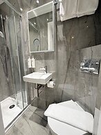 Cleveland Residences Kensington