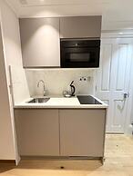 Cleveland Residences Kensington
