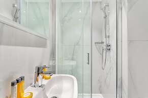 Cleveland Residences Kensington