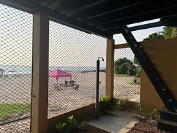 Oceanfront Luxury Private Villa in Ambalangoda