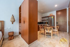 NHOA 107A Lux 2BR Condo Pool access in Aldea Zama