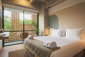 Hojarasca by Wynwood House