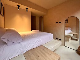 Hojarasca by Wynwood House