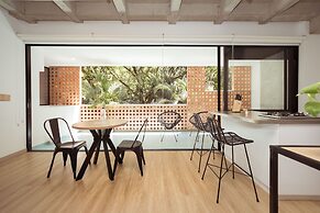 Hojarasca by Wynwood House