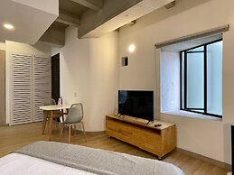 Hojarasca by Wynwood House