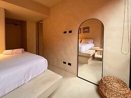 Hojarasca by Wynwood House