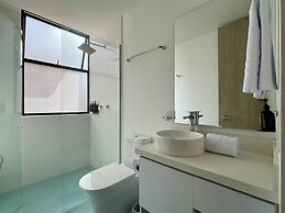 Hojarasca by Wynwood House