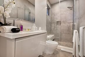 Skyline Luxury Haven