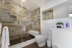 Skyline Luxury Haven