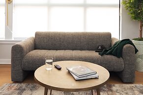 Sosuite at The Vine - Old City