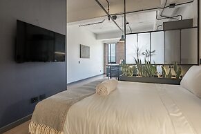 Lauret by Wynwood House