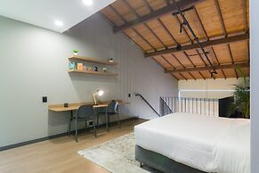 Lauret by Wynwood House