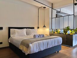 Lauret by Wynwood House