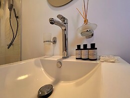 Lauret by Wynwood House