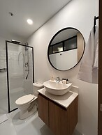 Lauret by Wynwood House