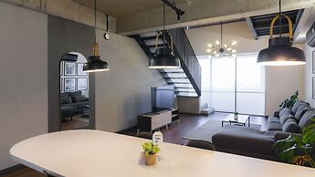 Lauret by Wynwood House