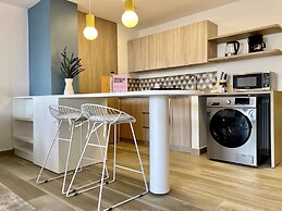 Lauret by Wynwood House