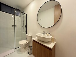 Lauret by Wynwood House