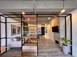 Lauret by Wynwood House