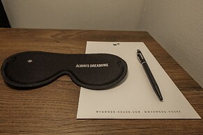 Lauret by Wynwood House