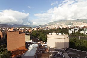 Lauret by Wynwood House