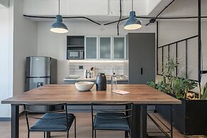 Lauret by Wynwood House