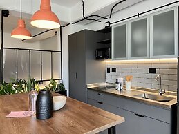 Lauret by Wynwood House