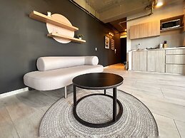 Lauret by Wynwood House