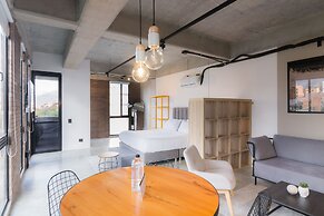 Lauret by Wynwood House