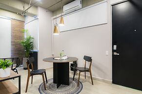 Lauret by Wynwood House