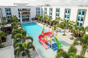 Kompose Boutique Resort at Theme Parks