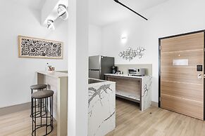 Kompose Boutique Resort at Theme Parks