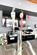 Kompose Boutique Resort at Theme Parks