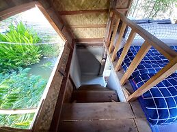 Chinopuu Hut Homestay