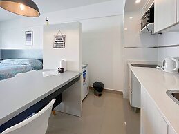 San Telmo Oasis- Contemporary Luxury Studios With Pool, Security, and 