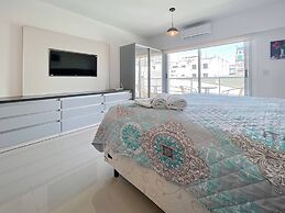 San Telmo Oasis- Contemporary Luxury Studios With Pool, Security, and 