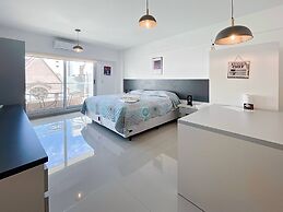 San Telmo Oasis- Contemporary Luxury Studios With Pool, Security, and 